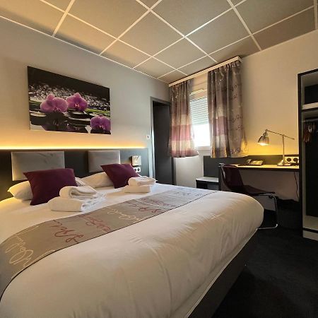 Brit Hotel Le 브줄 외부 사진