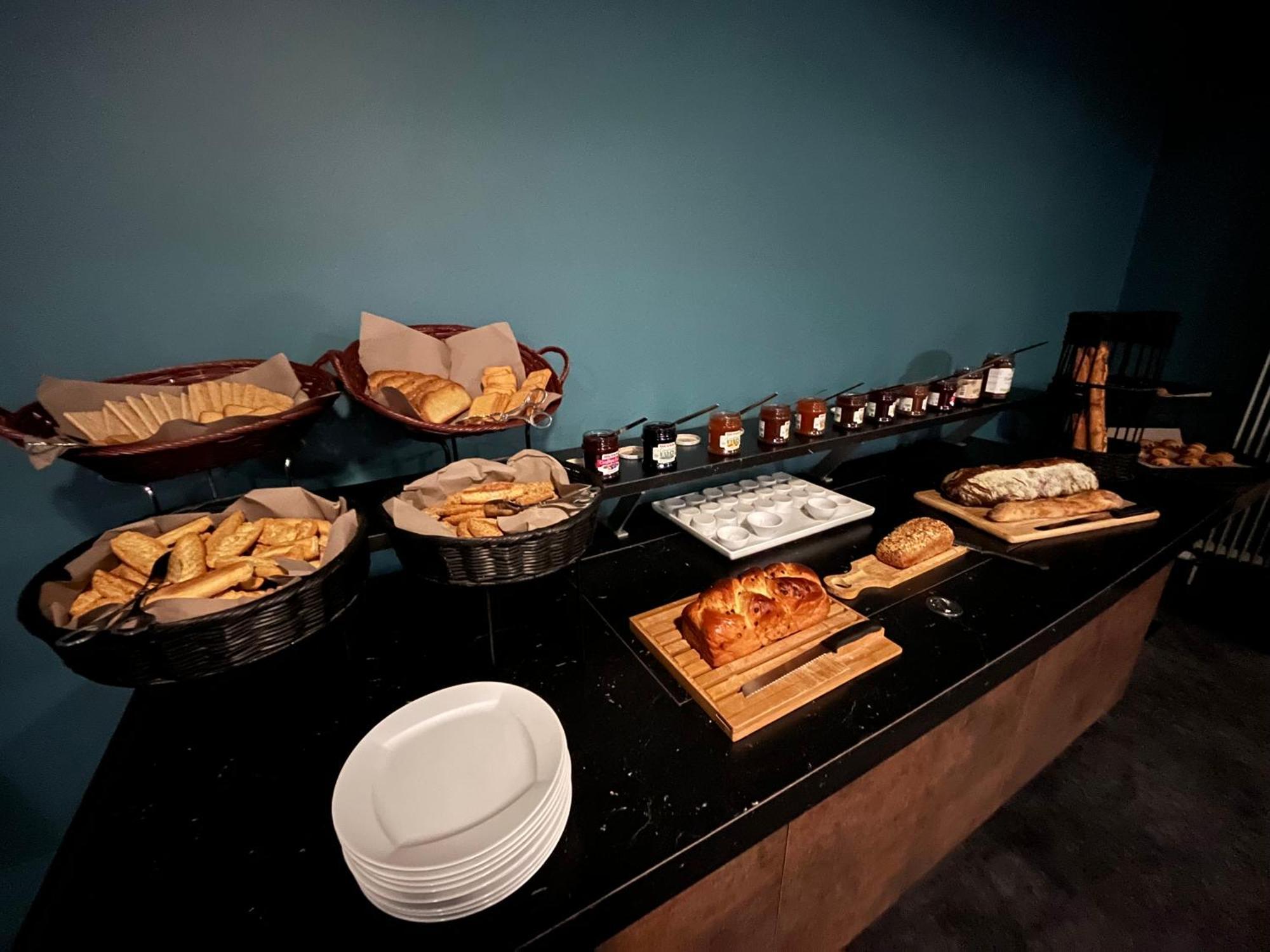 Brit Hotel Le 브줄 외부 사진