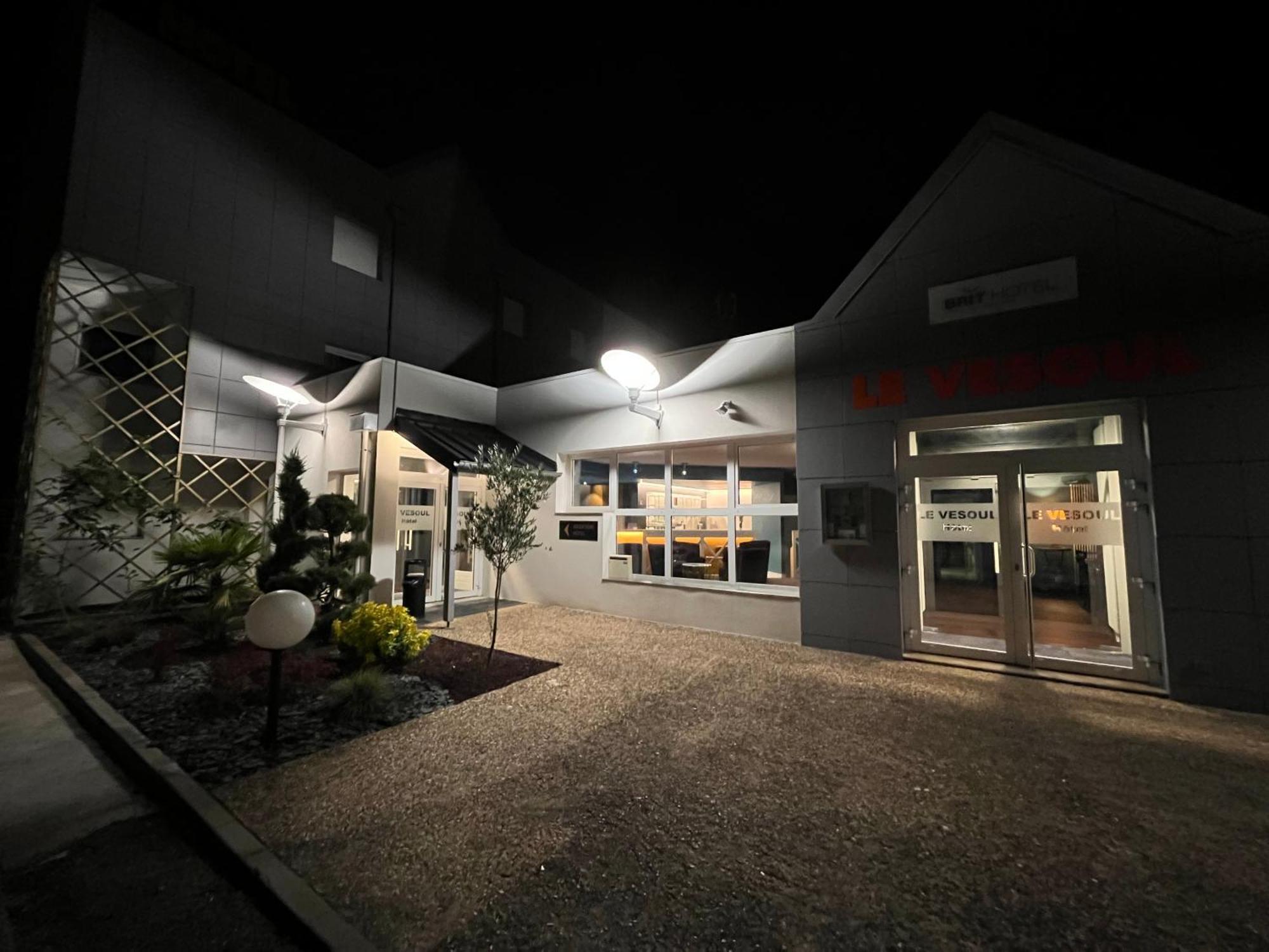Brit Hotel Le 브줄 외부 사진